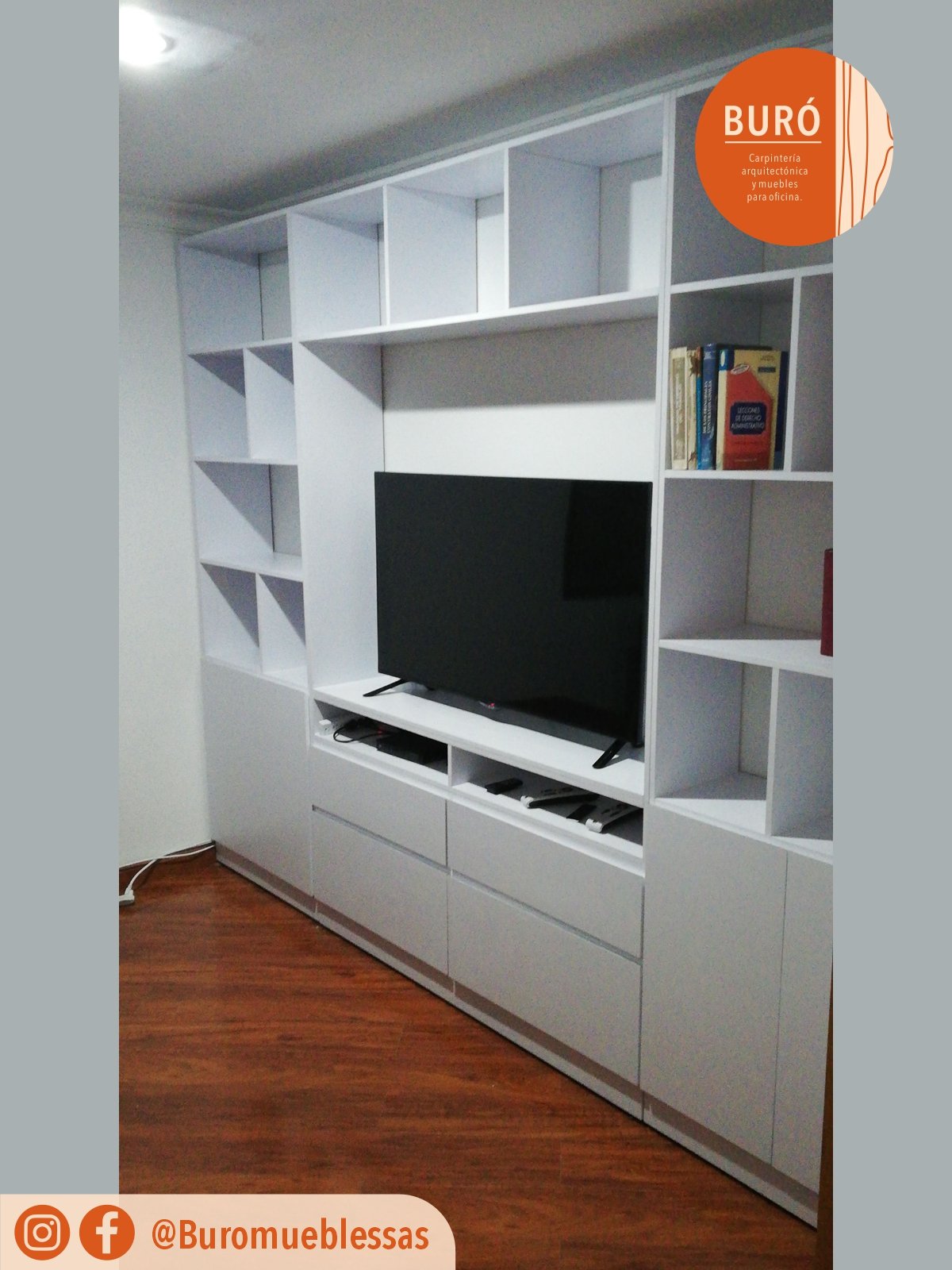 MUeble tv con biblioteca 0.0.jpg